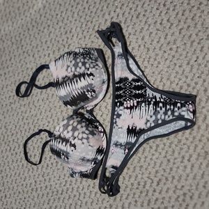 Victoria's Secret Set